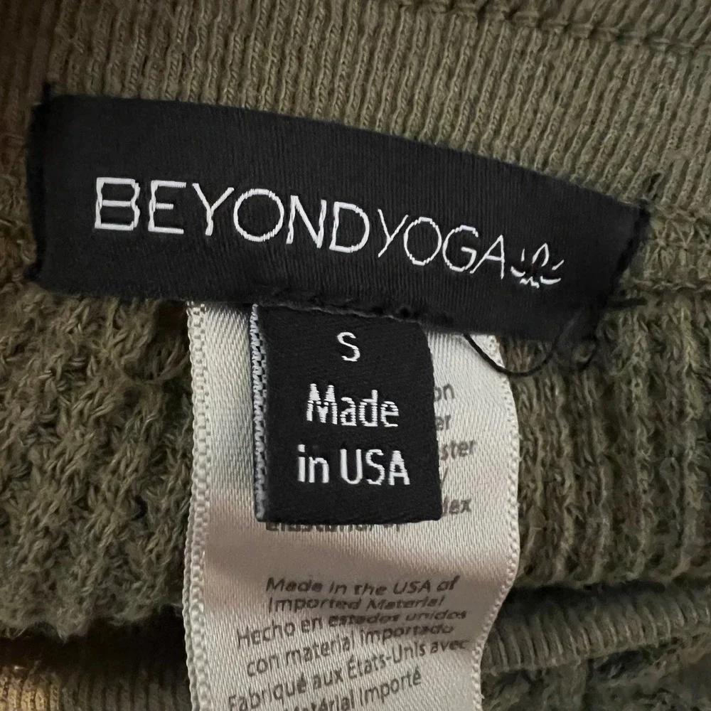 Beyond Yoga Weekend Sweatpant in Olive Size S Weekender‎ Pant Waffle Knit NWT